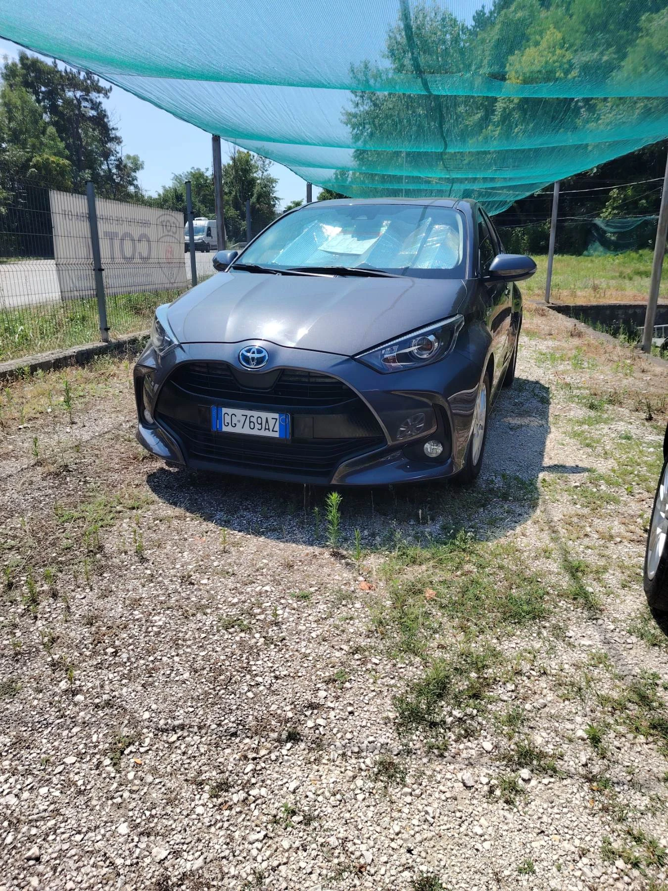 Toyota Yaris HIBRID