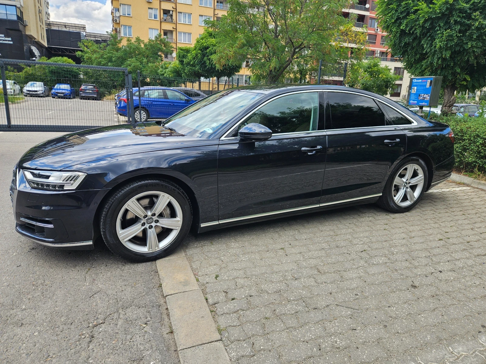Audi A8 50TDI .Quattro.MATRIX.360CAM.Distronic, снимка 3 - Автомобили и джипове - 55394065