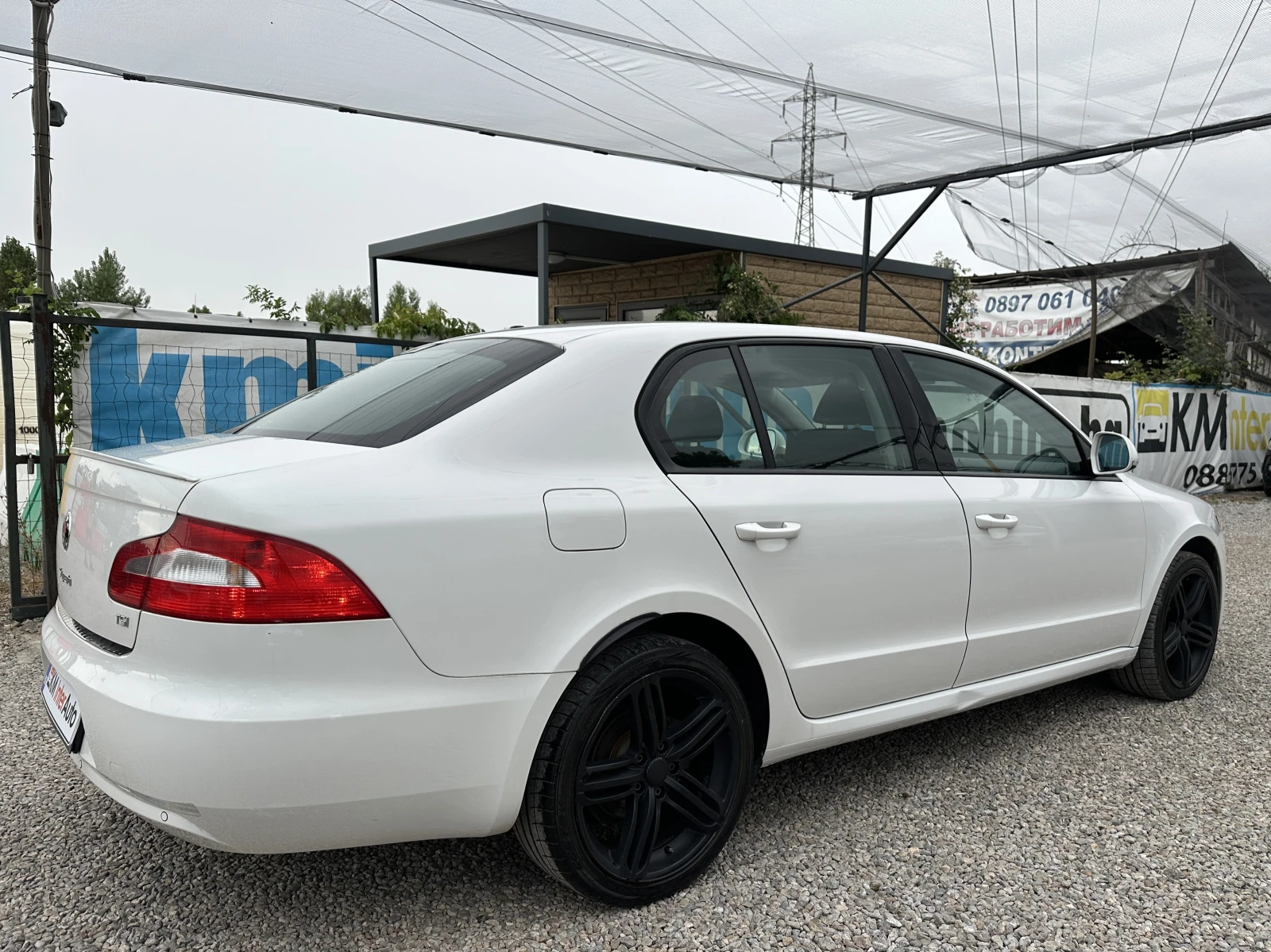 Skoda Superb 1.4TSI Facelift/Sedan/Реални километри, снимка 4 - Автомобили и джипове - 55577773