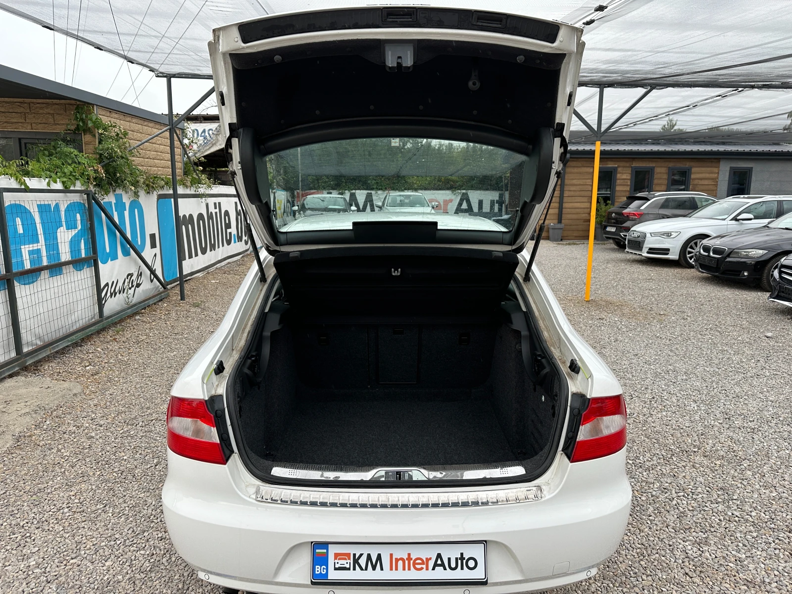 Skoda Superb 1.4TSI Facelift/Sedan/Реални километри, снимка 15 - Автомобили и джипове - 55577773