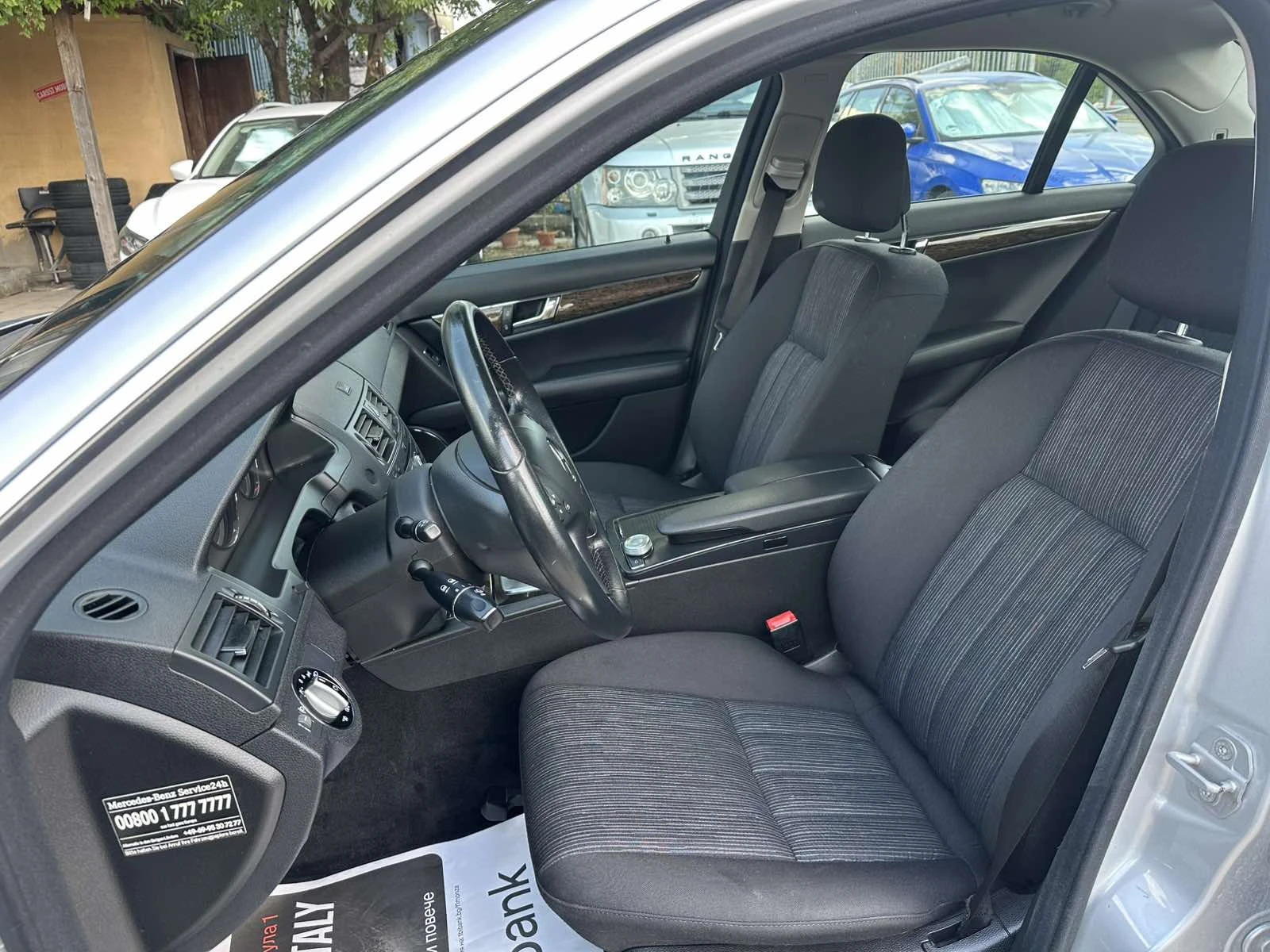 Mercedes-Benz C 180 Kompressor Aвтоматик, снимка 8 - Автомобили и джипове - 55640349