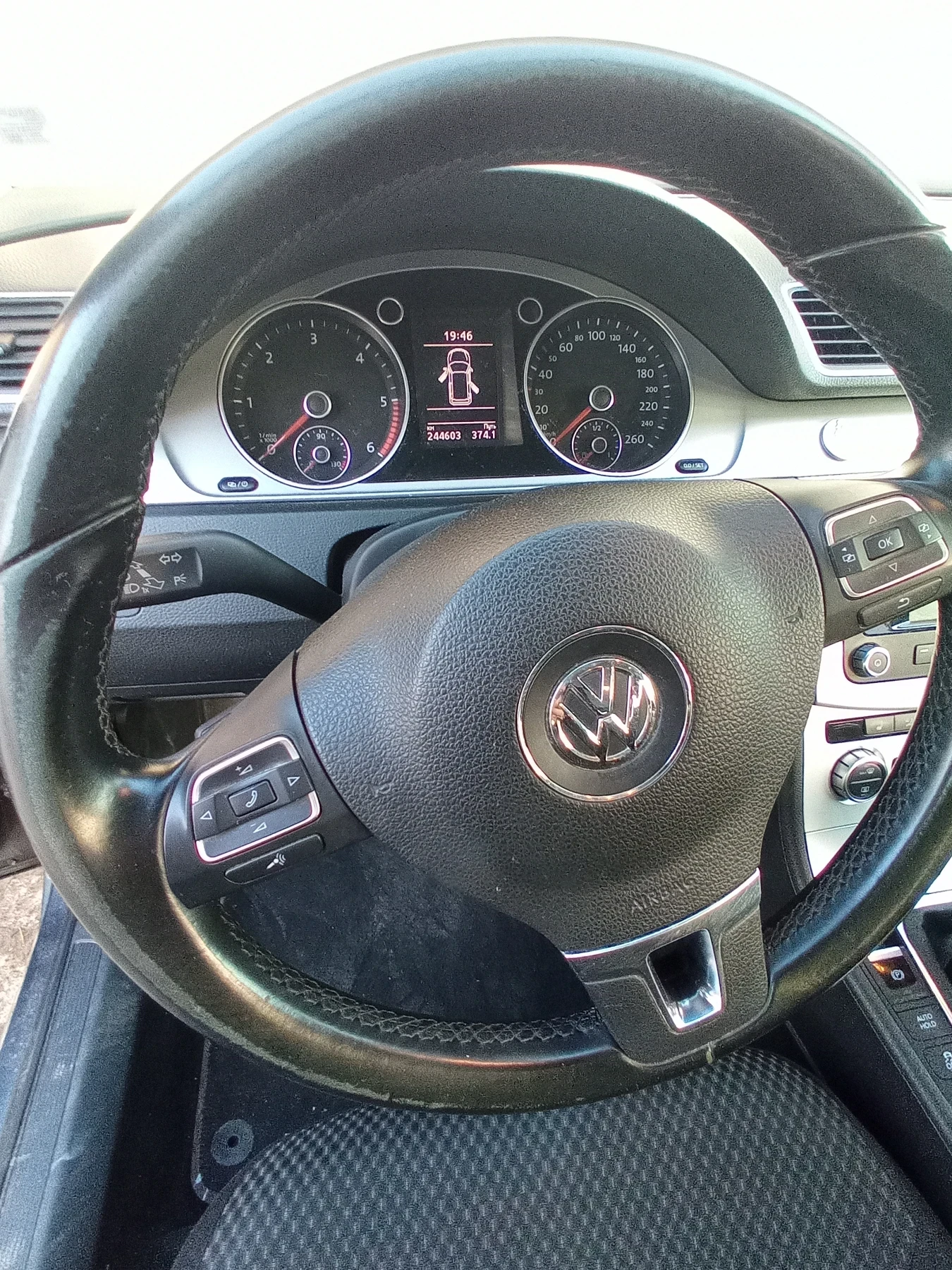 VW Passat, снимка 7 - Автомобили и джипове - 55646644