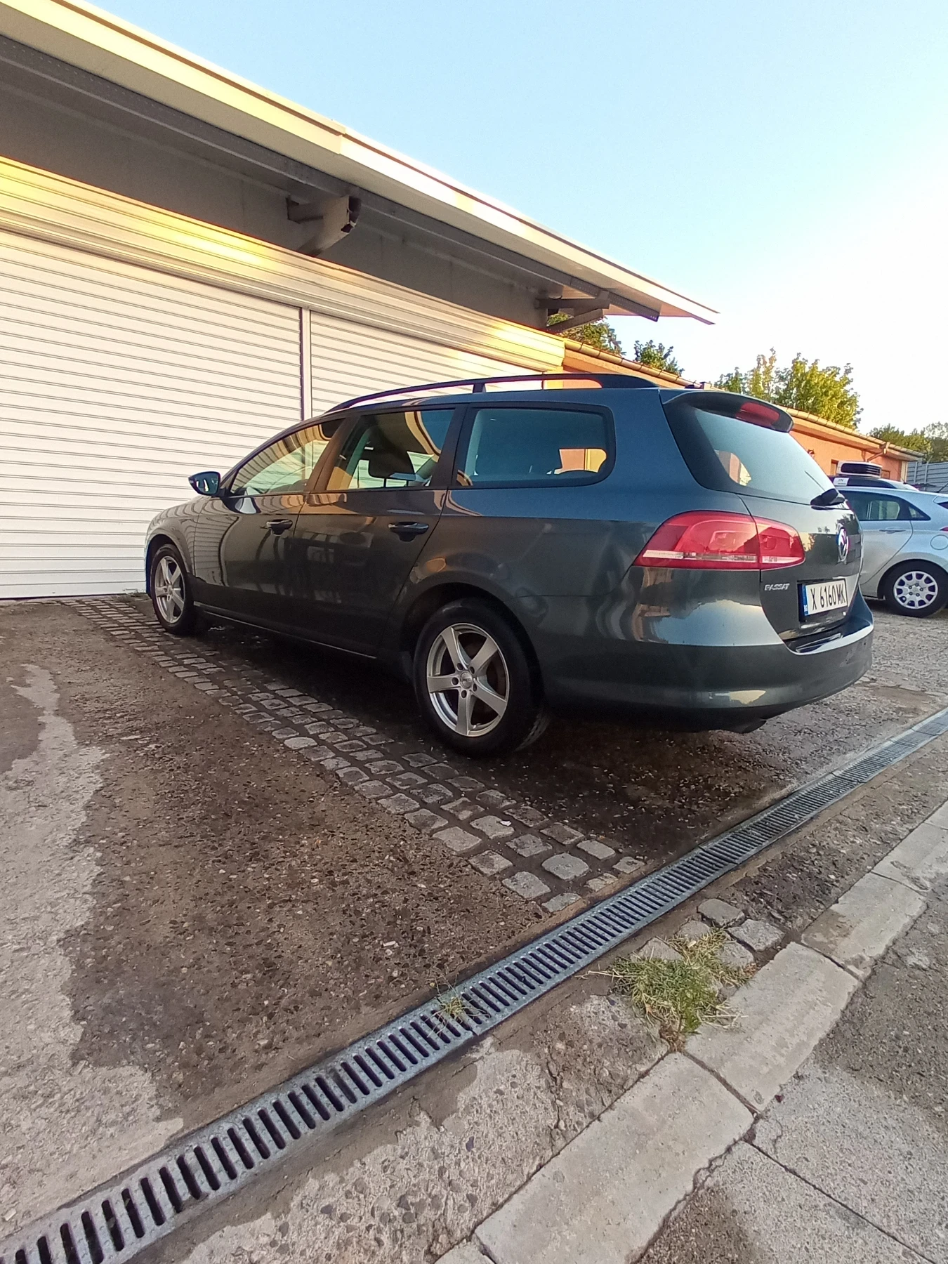 VW Passat, снимка 14 - Автомобили и джипове - 55646644