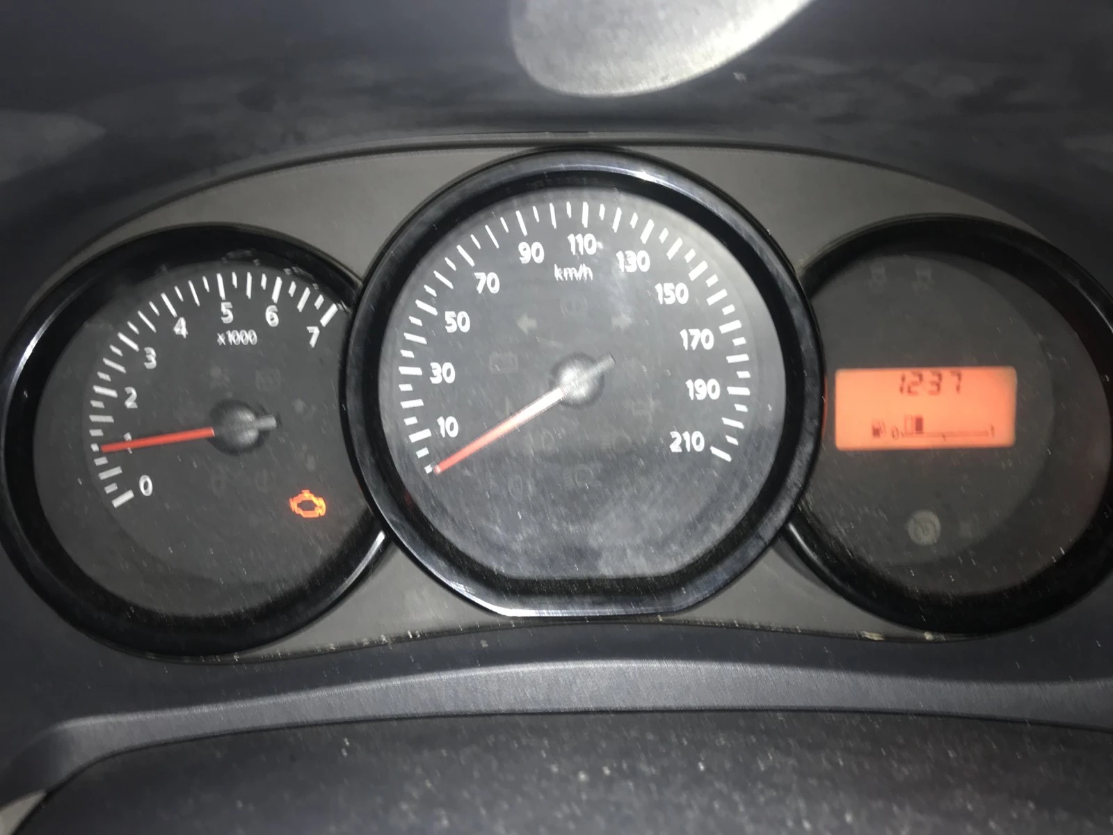 Dacia Dokker, снимка 6 - Автомобили и джипове - 56522602