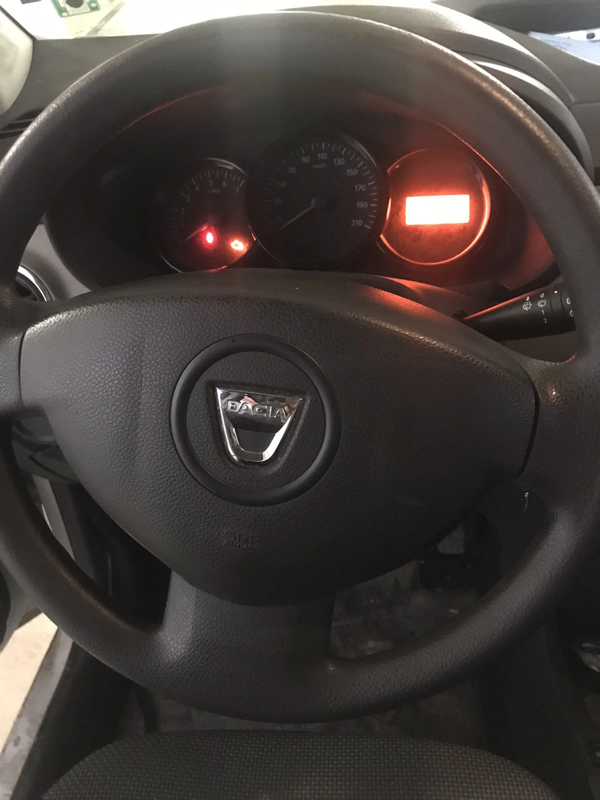 Dacia Dokker, снимка 9 - Автомобили и джипове - 56522602