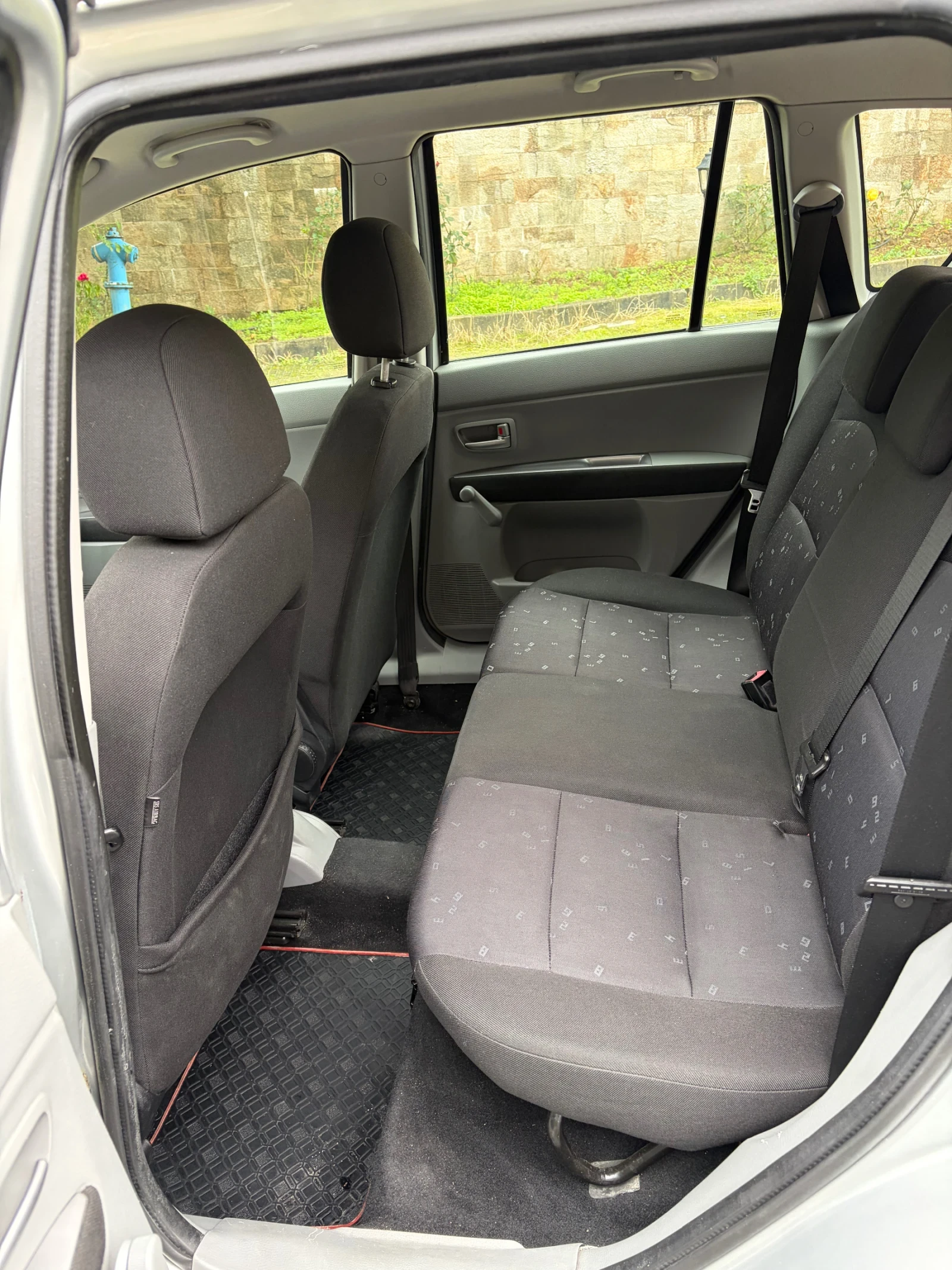 Mazda 2, снимка 10 - Автомобили и джипове - 56654904