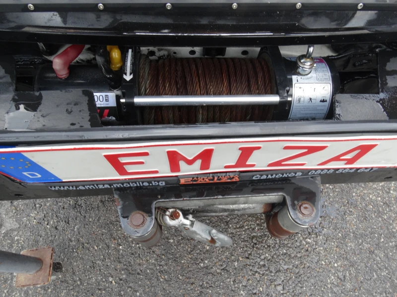 Toyota Hilux 2.5 TDI, снимка 4 - Автомобили и джипове - 51337282