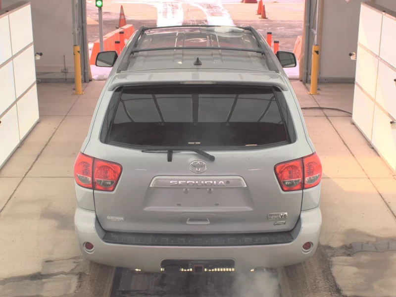 Toyota Sequoia SR5, снимка 5 - Автомобили и джипове - 53456710