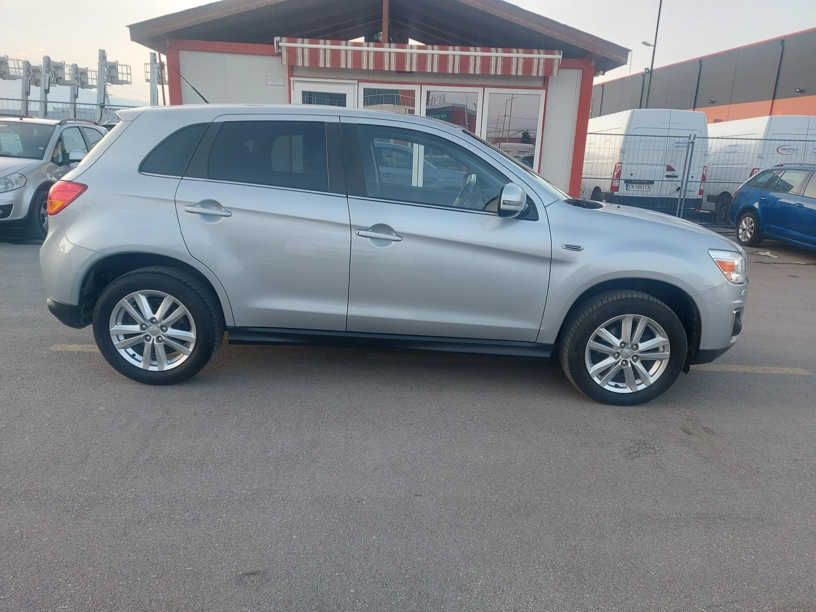 Mitsubishi ASX 2.2 DI-D, 4 x 4, АВТОМАТИК, Швейцария, 117 500 км. - изображение 4