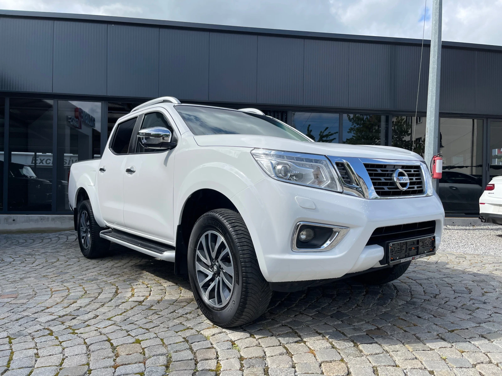 Nissan Navara 2.3d 190hp 360Camera Keyless - изображение 8