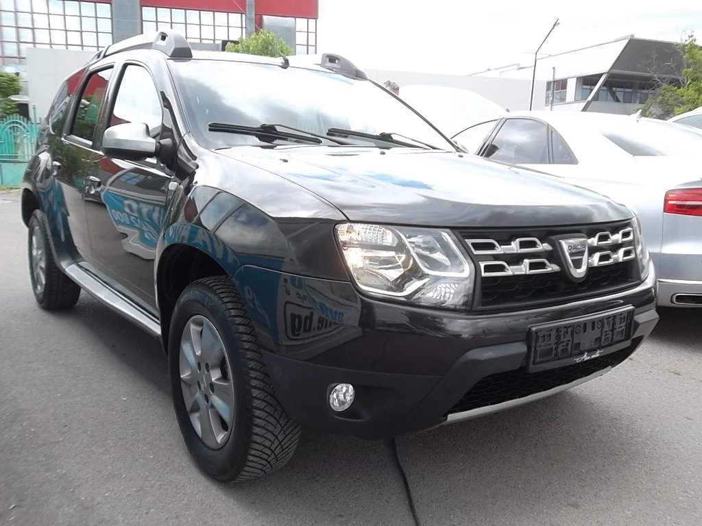 Dacia Duster 1.5DCI-110K.C-NAVI-EURO6 - изображение 5