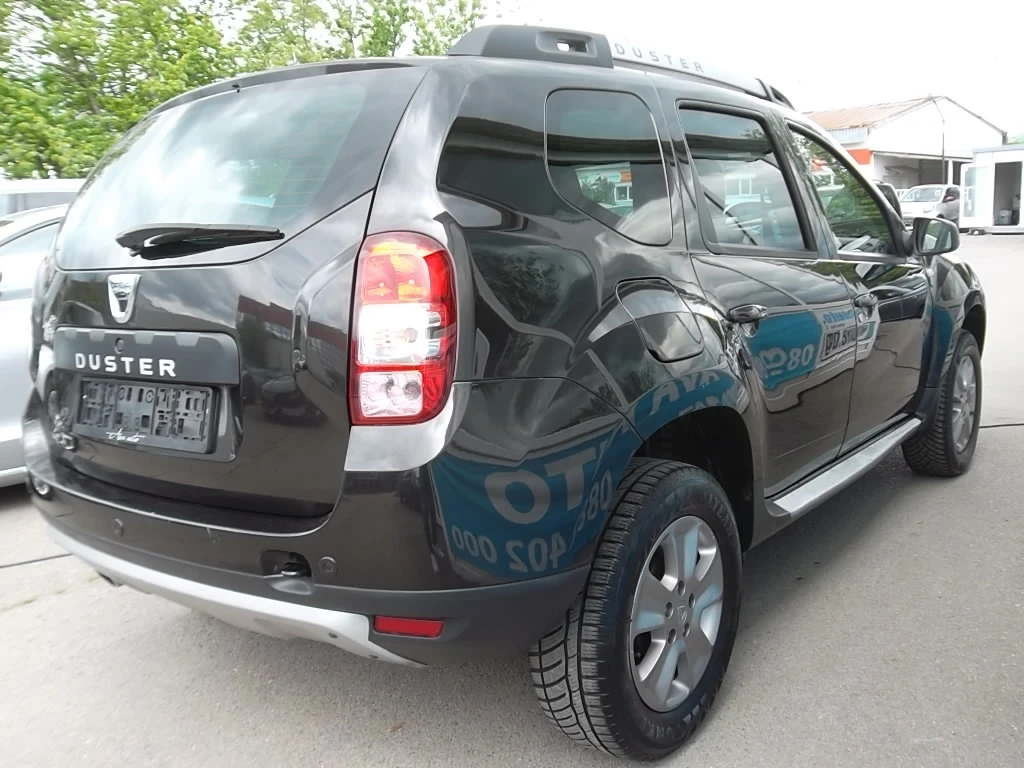Dacia Duster 1.5DCI-110K.C-NAVI-EURO6 - изображение 2