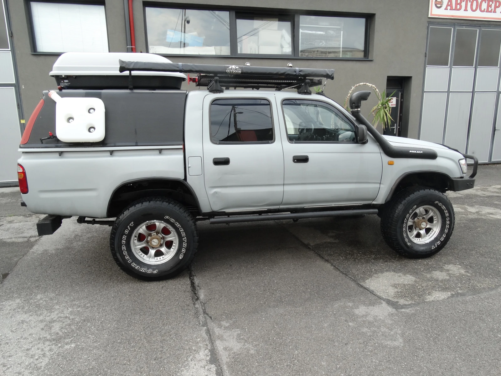 Toyota Hilux 2.5 TDI - изображение 2