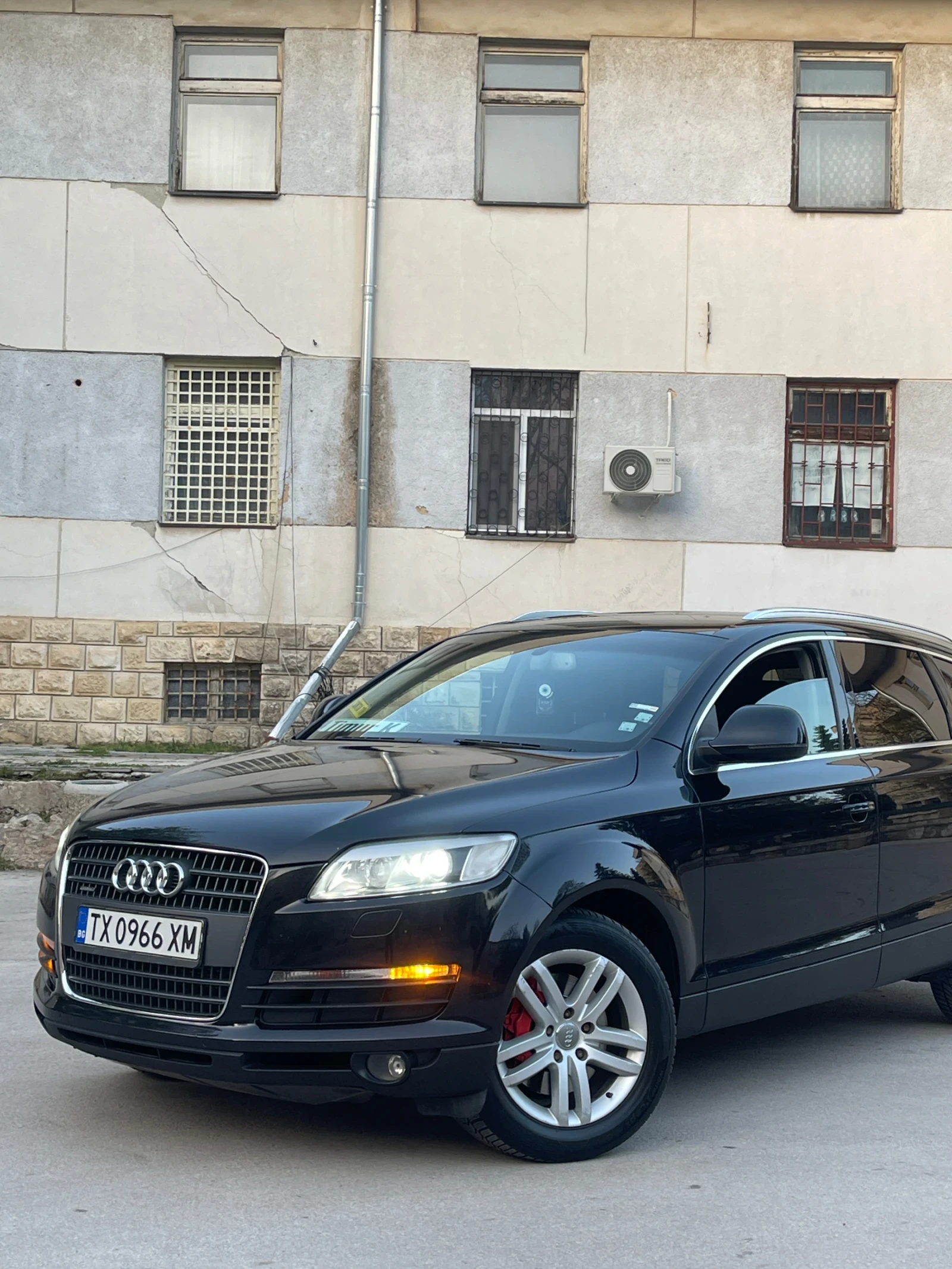 Audi Q7, снимка 2 - Автомобили и джипове - 53910747