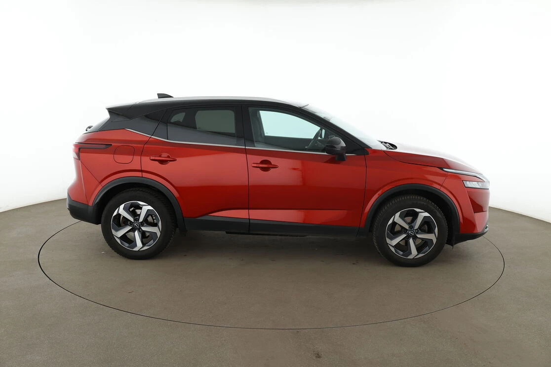 Nissan Qashqai 41000km, снимка 5 - Автомобили и джипове - 54135422