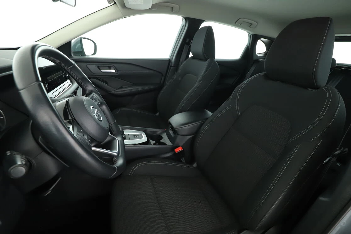 Nissan Qashqai 41000km, снимка 8 - Автомобили и джипове - 54135422