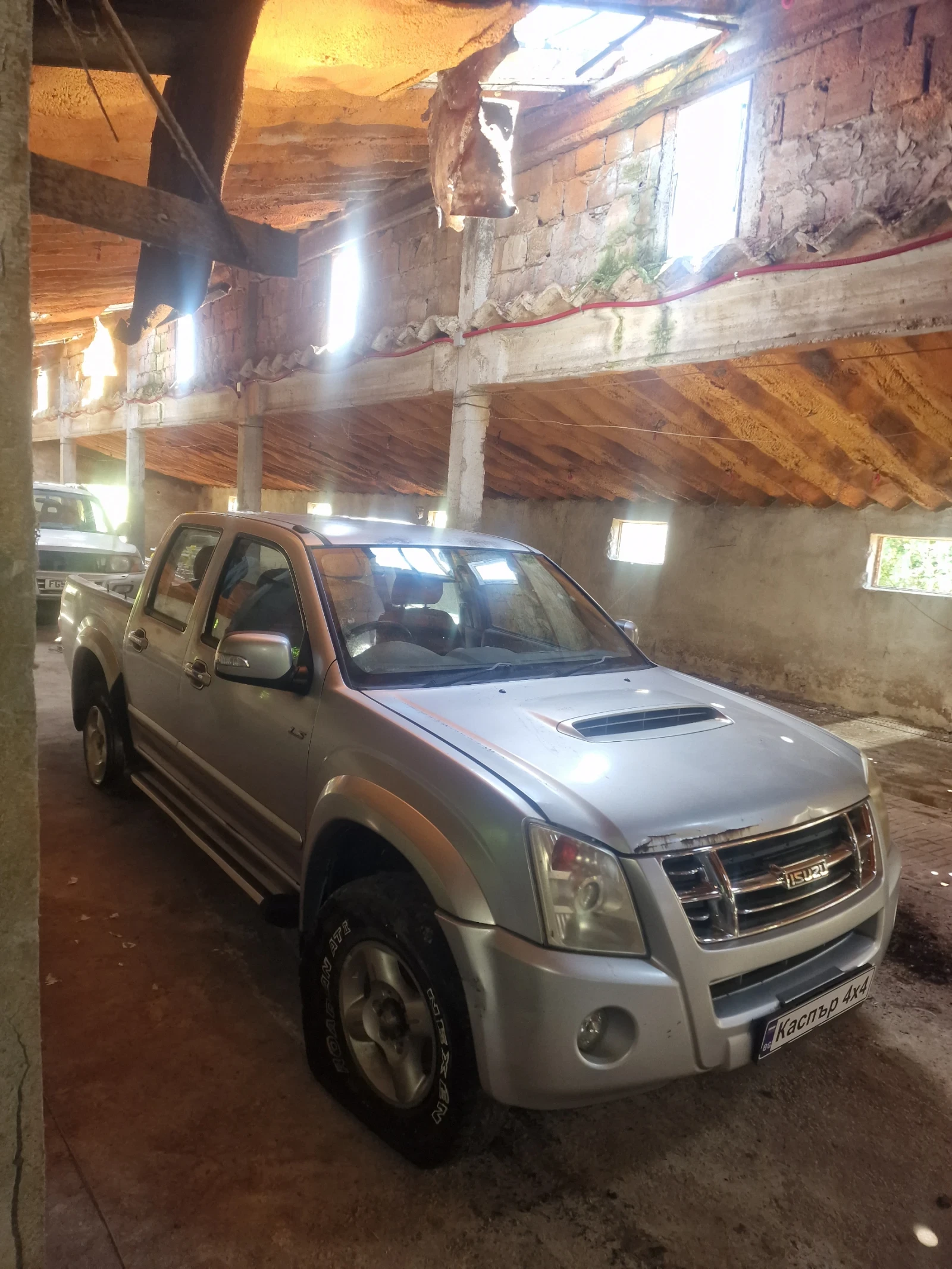 Isuzu D-max 3.0 163 2008 , снимка 2 - Автомобили и джипове - 54900578