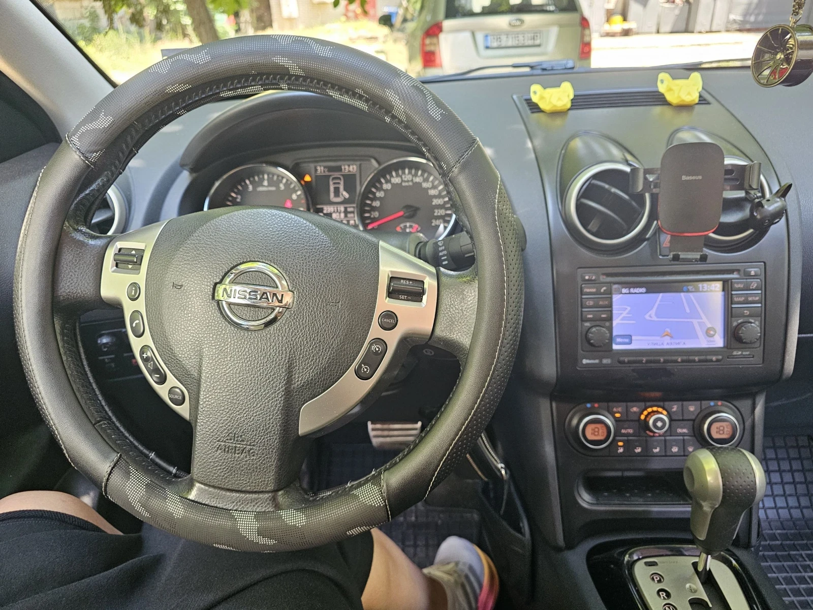 Nissan Qashqai J10, снимка 9 - Автомобили и джипове - 55284594