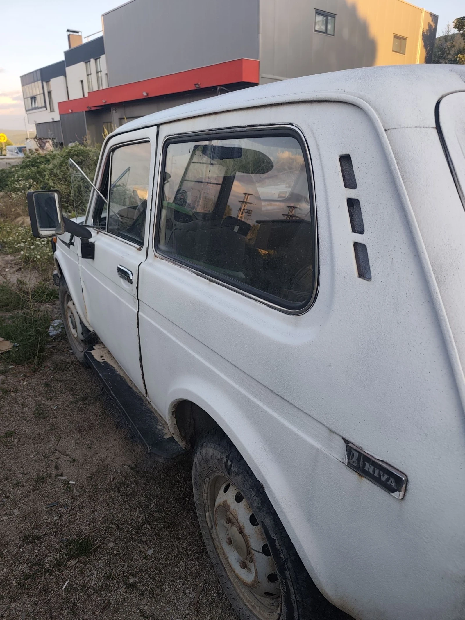 Lada Niva, снимка 3 - Автомобили и джипове - 55449814