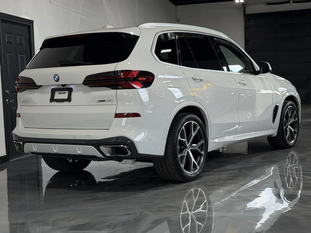BMW X5 M-PK* LASER* 360* HARMAN* DIS* HUD* PANO* КРАЙНА Ц, снимка 3 - Автомобили и джипове - 56045904