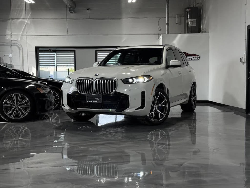 BMW X5 M-PK* LASER* 360* HARMAN* DIS* HUD* PANO* КРАЙНА Ц, снимка 2 - Автомобили и джипове - 56045904