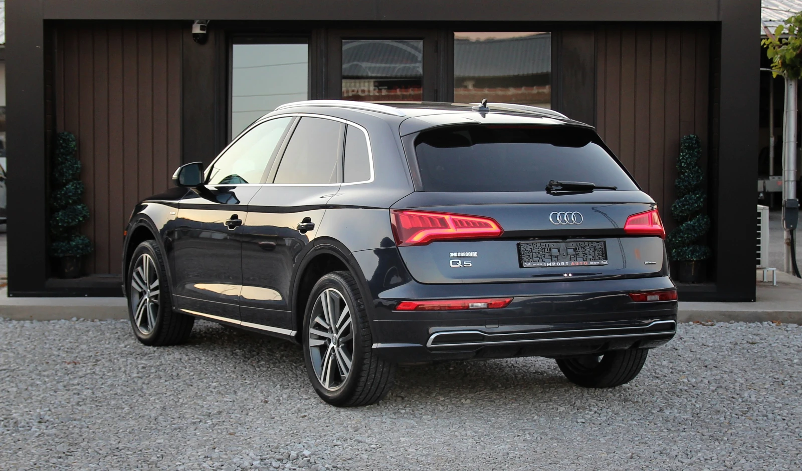 Audi Q5 2.0TFSI* S-Line* QUATTRO* LED* VIRTUAL* , снимка 4 - Автомобили и джипове - 56266201