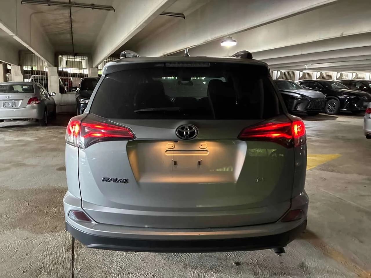Toyota Rav4 * LE * CARFAX * ��� ������������ ������ | Mobile.bg � ����������� 4