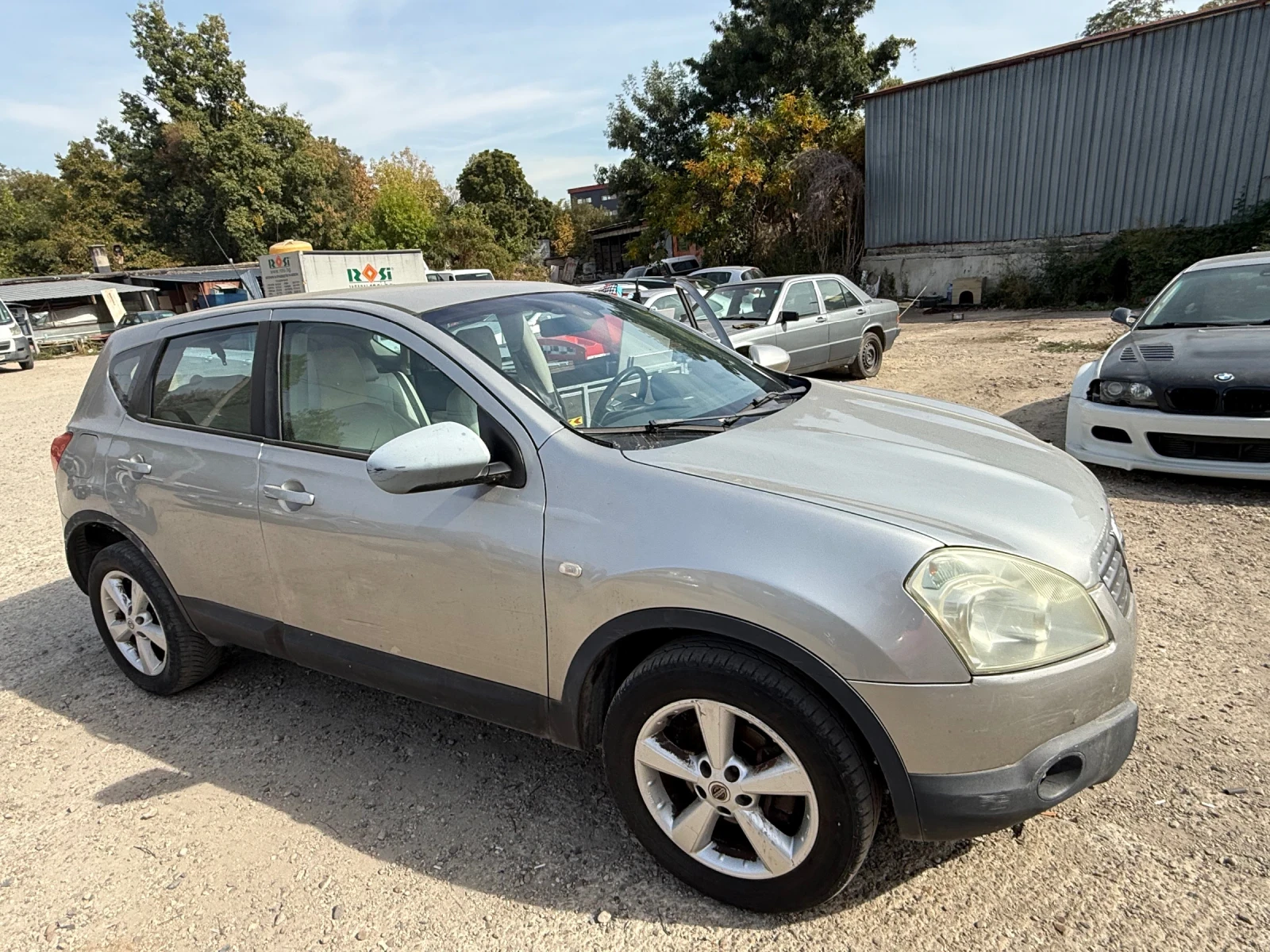 Nissan Qashqai, снимка 3 - Автомобили и джипове - 56449359