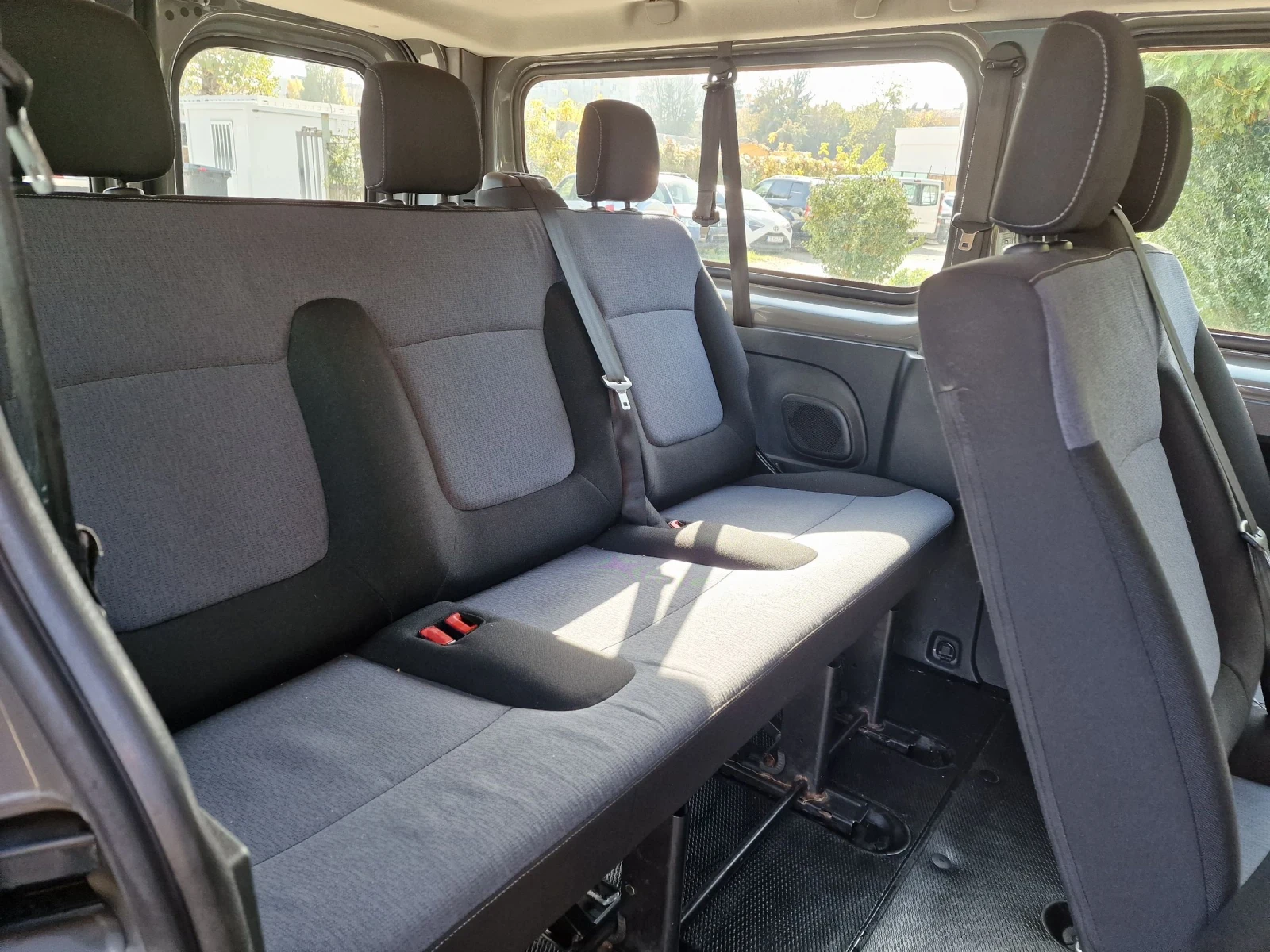 Opel Vivaro 1.6CDTI  - изображение 10