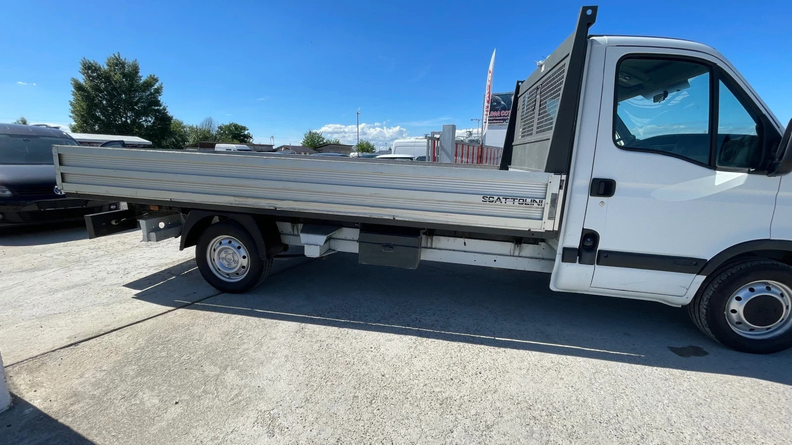 Opel Movano 2.5 115к.с. Климатик, снимка 11 - Бусове и автобуси - 54598451