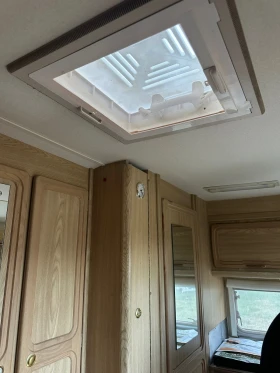 Каравана Adria Lunar Clubman 470 2ck, снимка 15