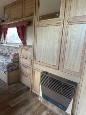 Каравана Adria Lunar Clubman 470 2ck, снимка 12