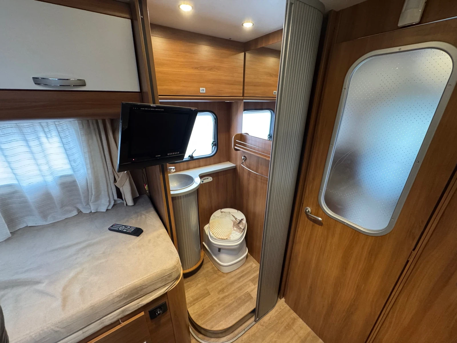  Renault Ahorn Kentucky | Mobile.bg   9