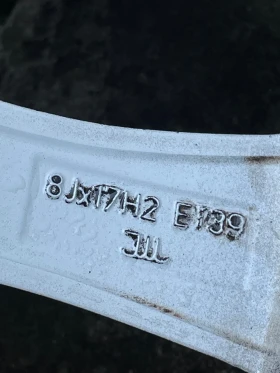        225/55R17