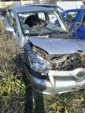 Toyota Corolla verso, снимка 1