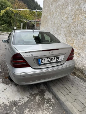 Обява за продажба на Mercedes-Benz C 220 ~3 700 лв. - изображение 1 | Auto.bg Обява за продажба на Mercedes-Benz C 220 ~3 700 лв. - изображение 1