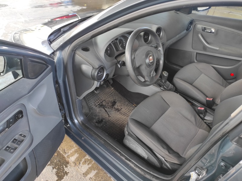 Seat Cordoba 1, 4i * клима* ГАЗ, снимка 11 - Автомобили и джипове - 42427206