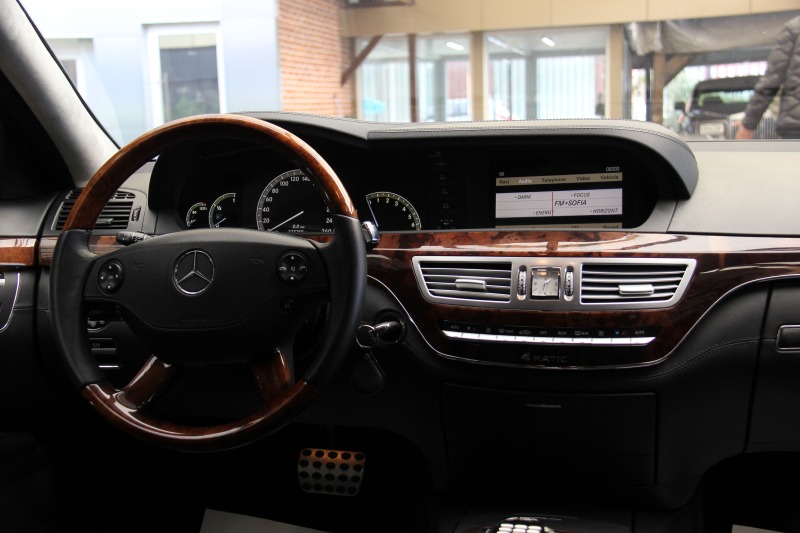 Mercedes-Benz S 500 AMG/4Matic/RSE/Distronic, снимка 14 - Автомобили и джипове - 42825072