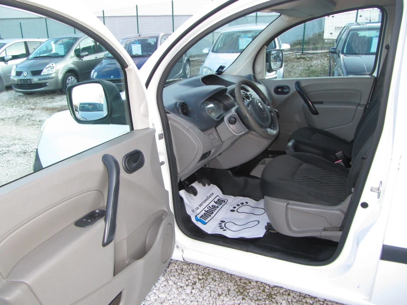 Renault Kangoo 1.5DCI-Италия, снимка 7 - Автомобили и джипове - 44326692