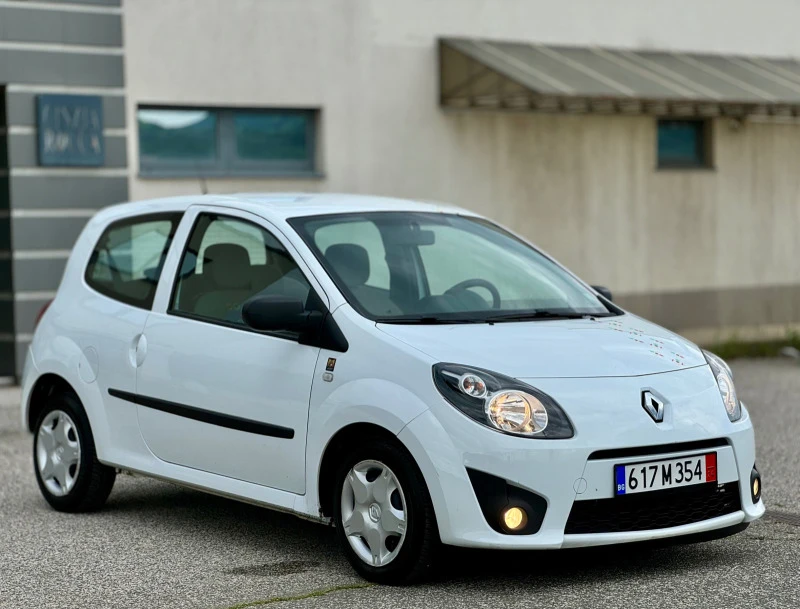 Renault Twingo 1.2i* Клима* 4 цилиндъра* , снимка 8 - Автомобили и джипове - 48154145