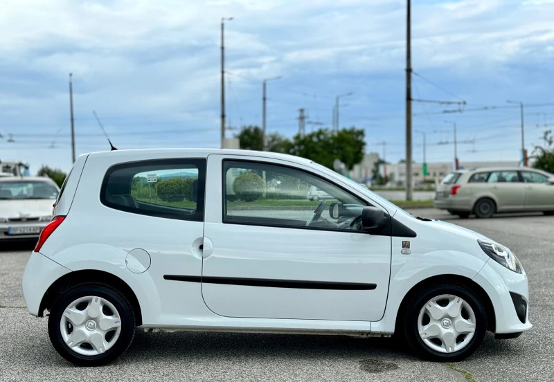 Renault Twingo 1.2i* Клима* 4 цилиндъра* , снимка 7 - Автомобили и джипове - 48154145