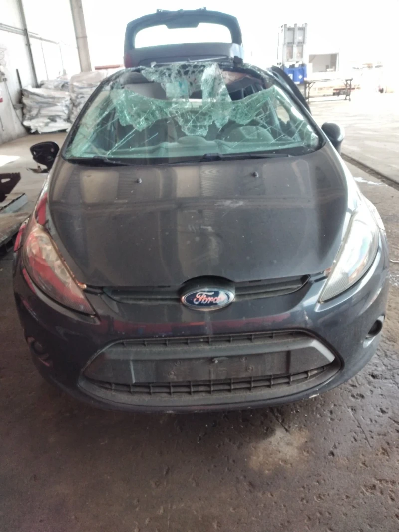 Ford Fiesta 1.4, снимка 1 - Автомобили и джипове - 47059284