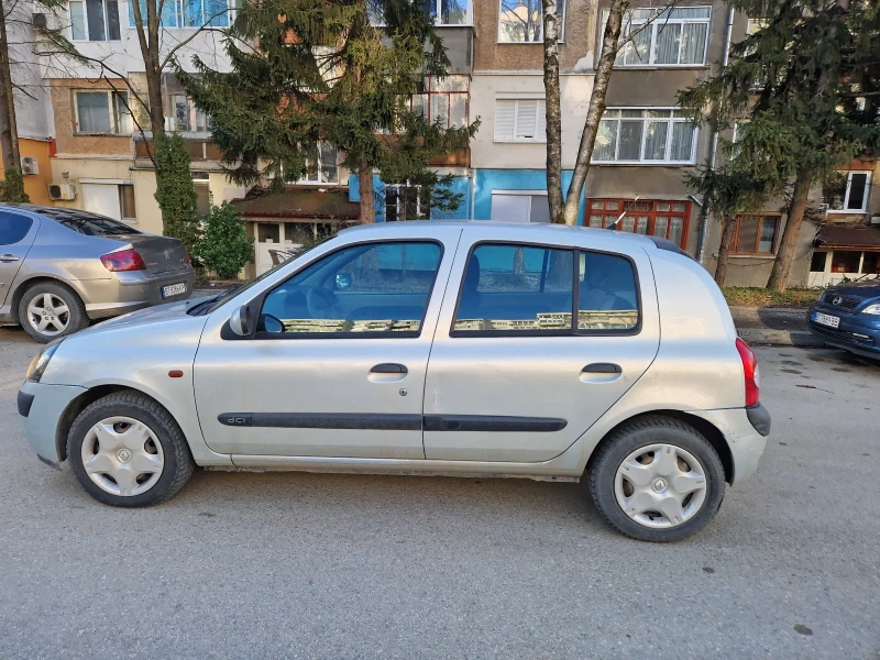 Renault Clio 1.5 , снимка 1 - Автомобили и джипове - 48219311