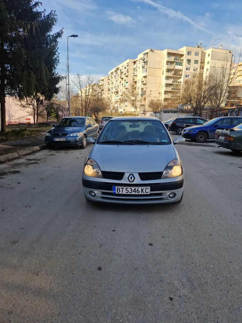 Renault Clio 1.5 , снимка 2 - Автомобили и джипове - 48219311