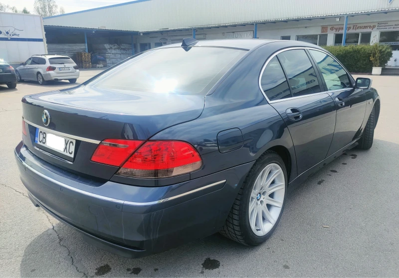 BMW 730 D E65 Фейслифт, снимка 4 - Автомобили и джипове - 48628697