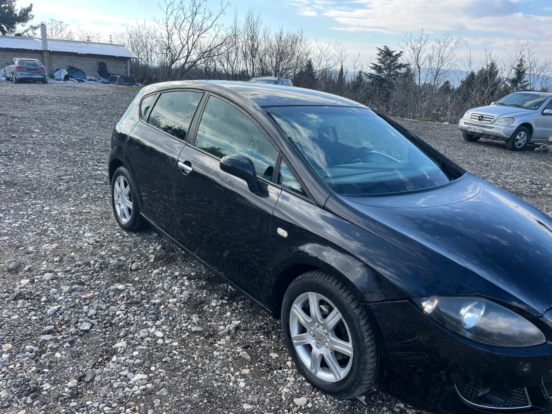 Seat Leon 1.6 Бензин-Газ, снимка 2 - Автомобили и джипове - 49217279