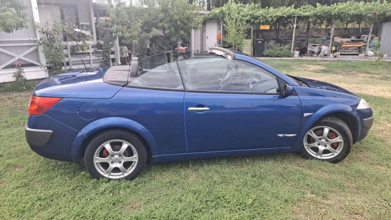 Renault Megane 1.6, снимка 5 - Автомобили и джипове - 51922318