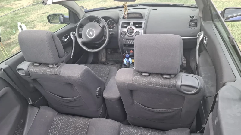 Renault Megane 1.6, снимка 6 - Автомобили и джипове - 51922318