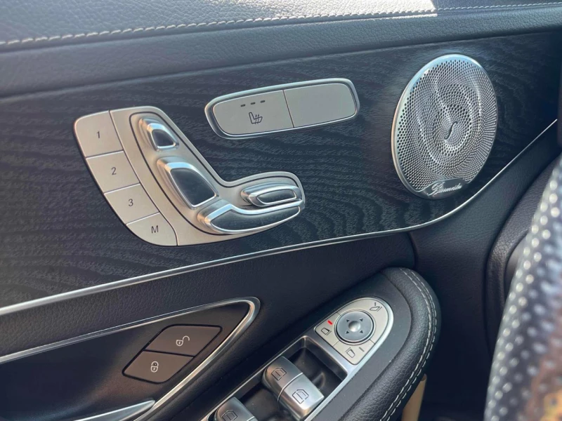 Mercedes-Benz C 450 AMG 4MATIC* Night-pkg* Burmester* LED* Подгрев* Пано* , снимка 10 - Автомобили и джипове - 52317717