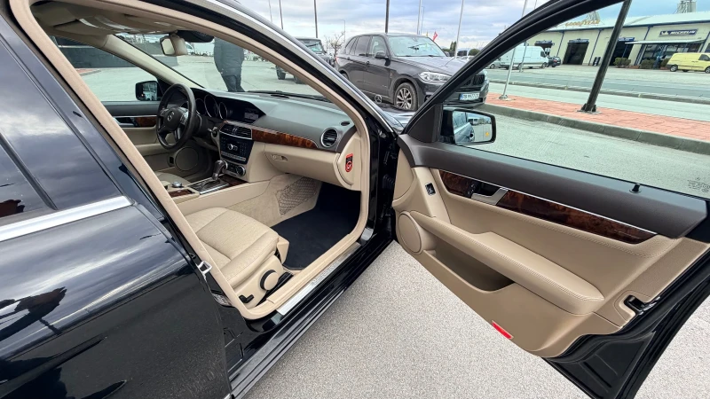 Mercedes-Benz C 200 ПОДГРЕВ;ОБДУХВАНЕ;МЪРТВА ТОЧКА;ЕЛ. БАГАЖНИК;БЕЛГИЯ, снимка 14 - Автомобили и джипове - 53018878